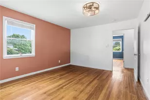 2947 Chautauqua Dr, Hampton, PA 15044 - Photo 13