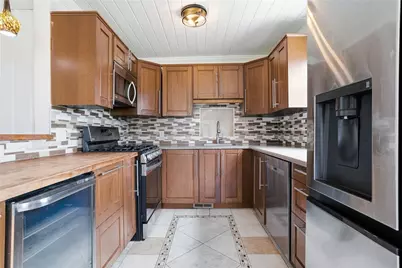 2947 Chautauqua Dr, Hampton, PA 15044 - Photo 11