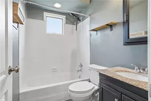 2947 Chautauqua Dr, Hampton, PA 15044 - Photo 19