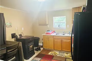 317 Isabelle Ave, Connellsville, PA 15425 - Photo 21