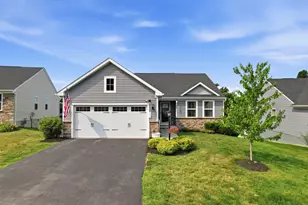 115 Touchstone Ct, Lancaster Township, PA 16037 - Photo 1
