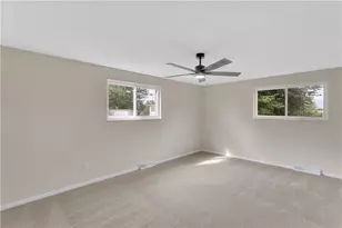 219 Darlan Hill Dr, Pittsburgh, PA 15239 - Photo 13