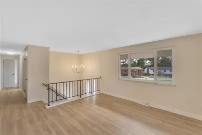 219 Darlan Hill Dr, Pittsburgh, PA 15239 - Photo 7