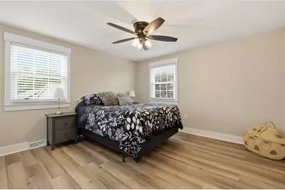 1801 Book Ave, Patterson Township, PA 15010 - Photo 17