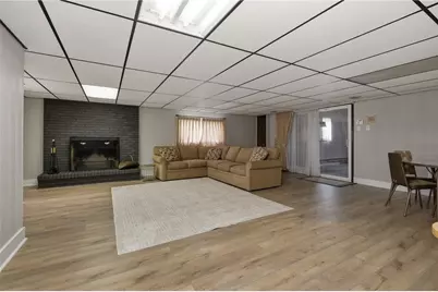 1801 Book Ave, Patterson Township, PA 15010 - Photo 35