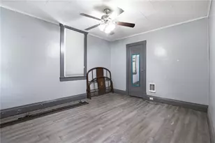 1305 4th Ave, Conway, PA 15027 - Photo 33