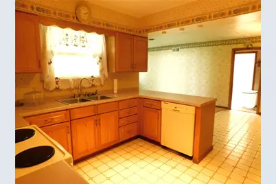321 Meadowlark Dr, South Union Township, PA 15401 - Photo 9