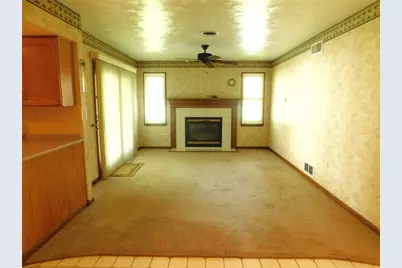 321 Meadowlark Dr, South Union Township, PA 15401 - Photo 11