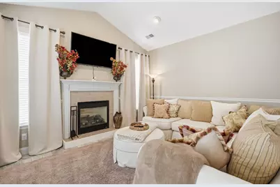 246 Adams Pointe Boulevard #7, Adams Township, PA 16046 - Photo 15