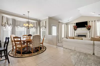 246 Adams Pointe Boulevard #7, Adams Township, PA 16046 - Photo 13