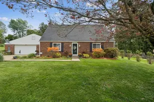 3127 Chestnut St, Murrysville, PA 15668 - Photo 1