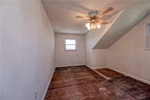 814 N 2nd St, Jeannette, PA 15644 - Photo 17