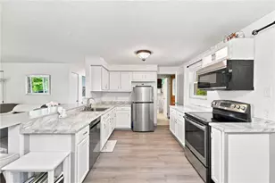 165 W Liberty St, Slippery Rock, PA 16057 - Photo 5