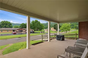 402 20th St, North Apollo, PA 15613 - Photo 3