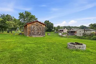 561 Burgley Ave, Lower Burrell, PA 15068 - Photo 35