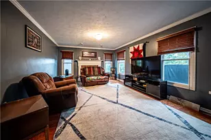 341 Indian Ridge Dr, Coraopolis, PA 15108 - Photo 7