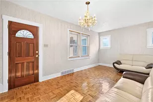 842 Greenfield Ave, Pittsburgh, PA 15217 - Photo 11