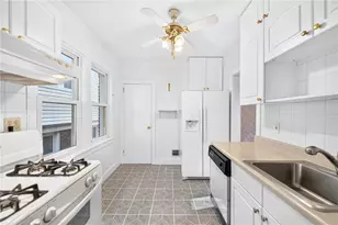842 Greenfield Ave, Pittsburgh, PA 15217 - Photo 15