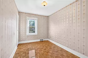 842 Greenfield Ave, Pittsburgh, PA 15217 - Photo 21