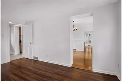 815 Country Club Dr, Pittsburgh, PA 15228 - Photo 19