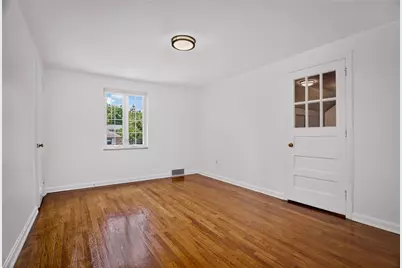 815 Country Club Dr, Pittsburgh, PA 15228 - Photo 27