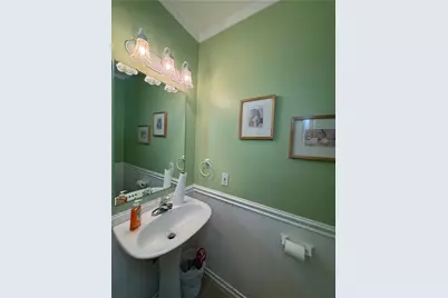 121 Robinson Dr, Pittsburgh, PA 15236 - Photo 13