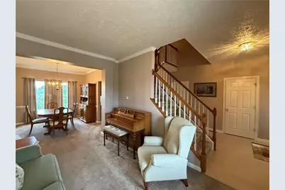 121 Robinson Dr, Pittsburgh, PA 15236 - Photo 9