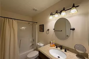 121 Robinson Dr, Pittsburgh, PA 15236 - Photo 23