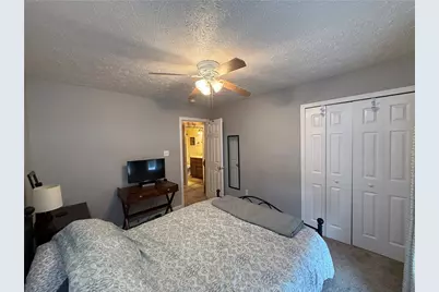 121 Robinson Dr, Pittsburgh, PA 15236 - Photo 25