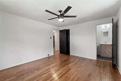 4778 S Emblem Dr, Pittsburgh, PA 15236 - Photo 13