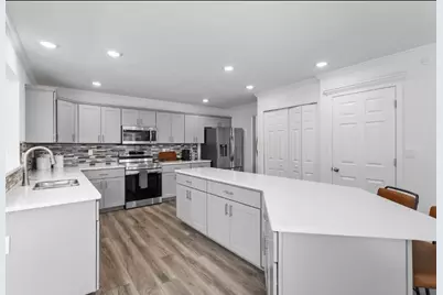 455 Hawthorn Hill Drive, Canonsburg, PA 15317 - Photo 5