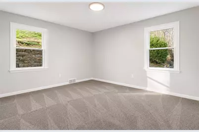 6139 Brownsville Rd, South Park, PA 15236 - Photo 15
