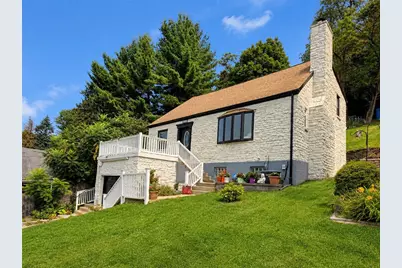 6139 Brownsville Rd, South Park, PA 15236 - Photo 1