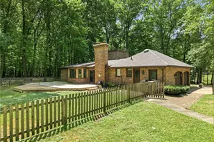 3621 Cardinal, South Pymatuning Township, PA 16150 - Photo 5