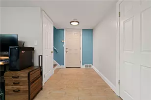 236 Greenwood Dr, Cranberry Township, PA 16066 - Photo 19