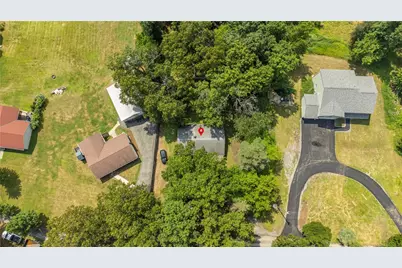 125 Aiken Ln, Adams Township, PA 16046 - Photo 9