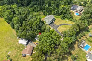 125 Aiken Ln, Adams Township, PA 16046 - Photo 11
