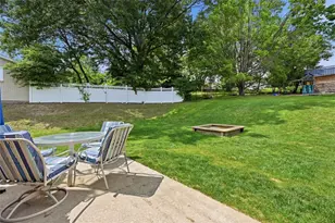 837 Pallas Dr, Pittsburgh, PA 15237 - Photo 37