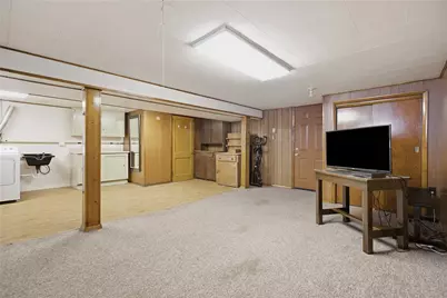128 8th Ave, West Mifflin, PA 15122 - Photo 27
