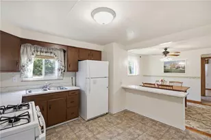 128 8th Ave, West Mifflin, PA 15122 - Photo 11