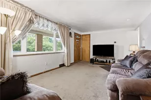 128 8th Ave, West Mifflin, PA 15122 - Photo 5