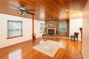 3745 Bakerstown Rd, Richland, PA 15044 - Photo 7