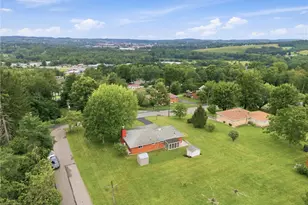 402 Pierce St, Unity Township, PA 15650 - Photo 33