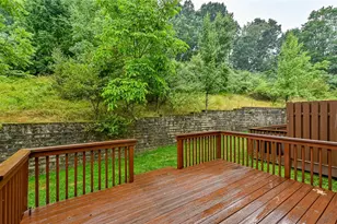 229 Hillvue Dr, Seven Fields Boro, PA 16046 - Photo 23