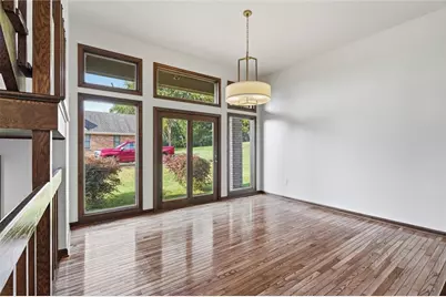 209 Pleasant View Ct, Jefferson Hills, PA 15025 - Photo 9