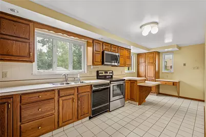1410 Romano Drive, Bridgeville, PA 15017 - Photo 9