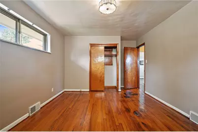3911 Mayfair St, Pittsburgh, PA 15204 - Photo 17