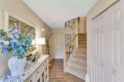 116 Hillvue Dr, Seven Fields Boro, PA 16046 - Photo 3
