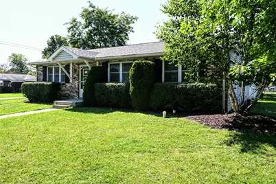 217 Vernon Ave, Belle Vernon, PA 15012 - Photo 3