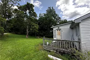 648 Old Hickory Ridge Rd, Chartiers, PA 15301 - Photo 3